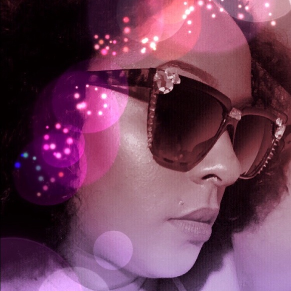 100 - Picture 1 of 1