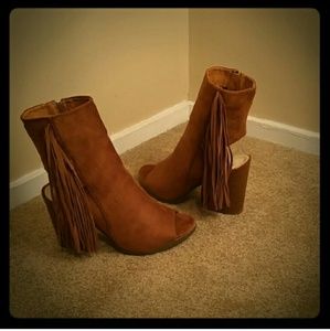 NEW open-top fringe booties