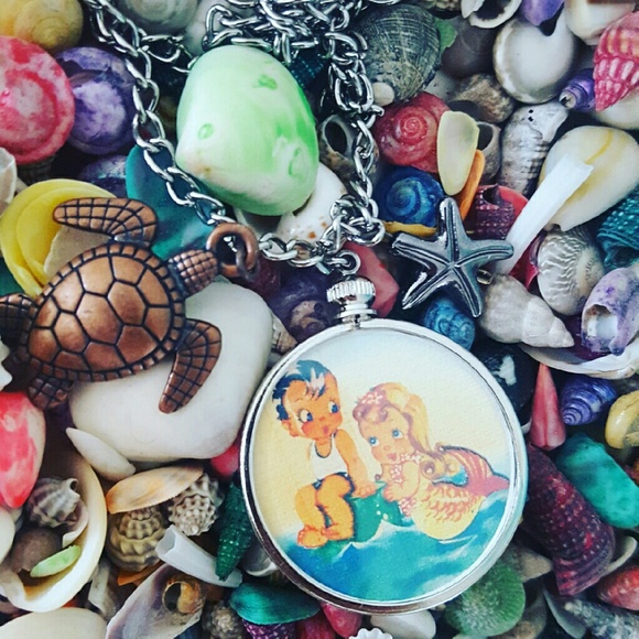 Retro Mermaid Kawaii Necklace