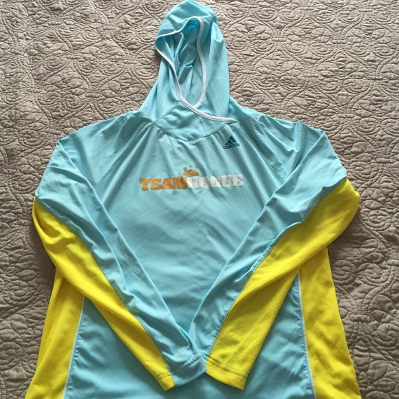 Adidas runing top