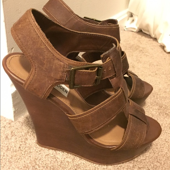 Steve Madden wedges size 7