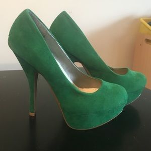 Green suede pumps