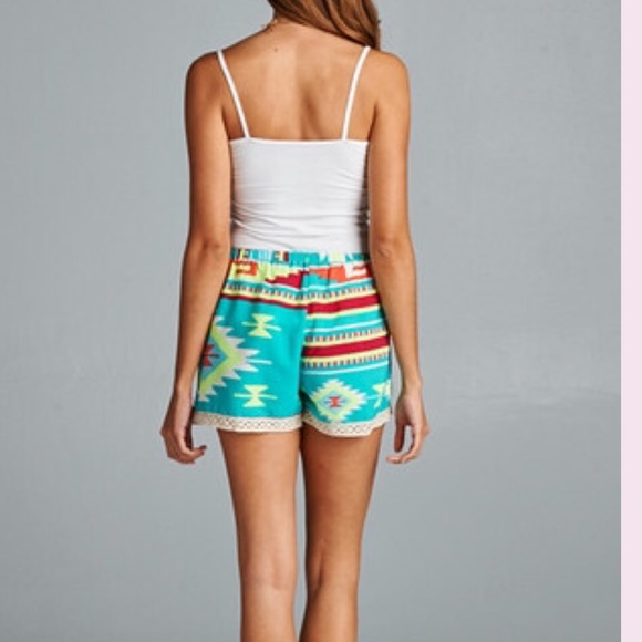 ✅ Aztec Printed Shorts with Lace Trim - Picture 2 of 3