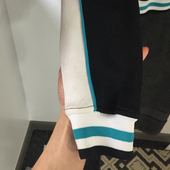 Star jacket - Picture 3 of 4