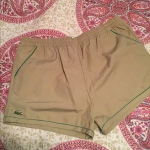 LACOSTE TAN KHACKI SHORTS