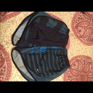 NIKE BLUE PATTERN SHORTS M