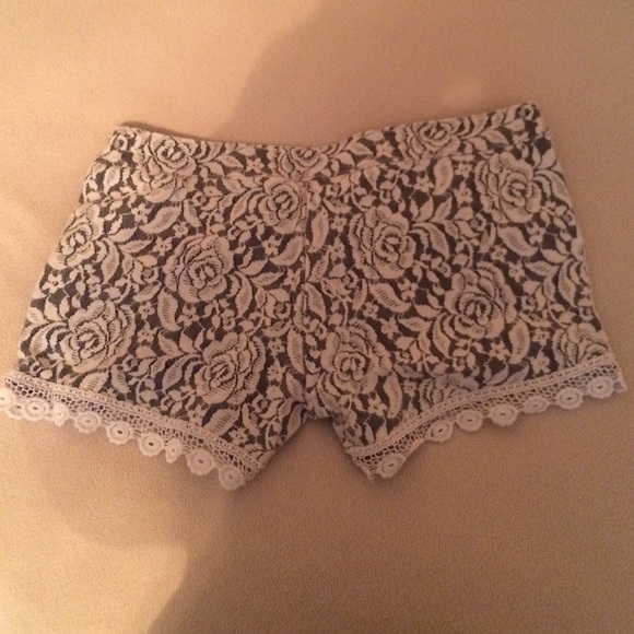 Shorts - Picture 2 of 2