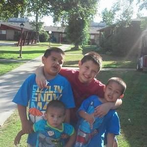 Meet your Posher, Elizabeth