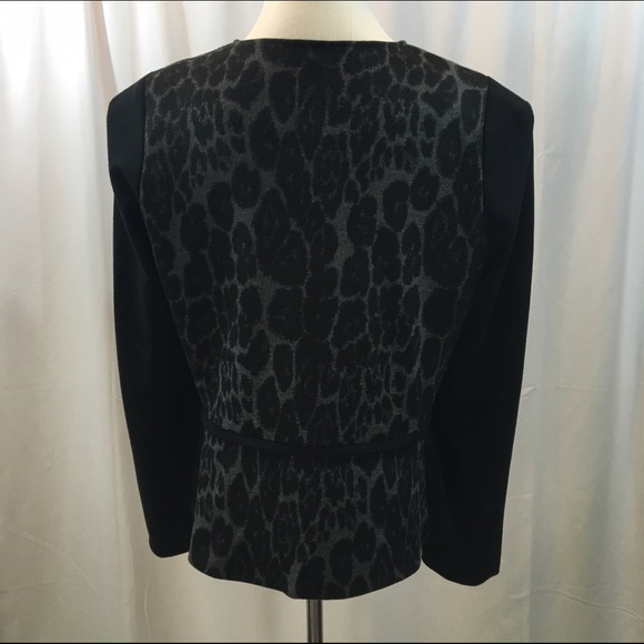 💞 Cynthia Rowley Blazer💞 - Picture 3 of 4