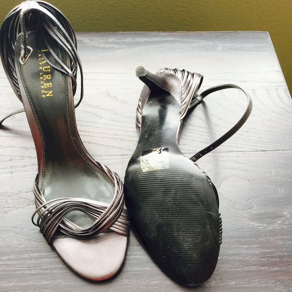 CCO FINAL Ralph Lauren strappy pewter pumps - Picture 4 of 5
