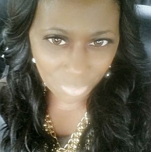 Meet your Posher, Sherry