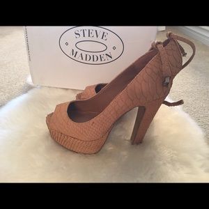 Steve Madden heels