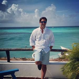 Meet your Posher, Armando