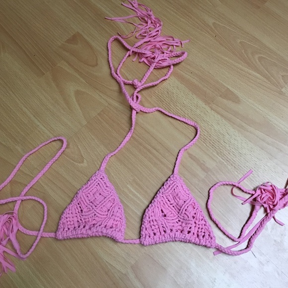 Rove crochet bikini top size M