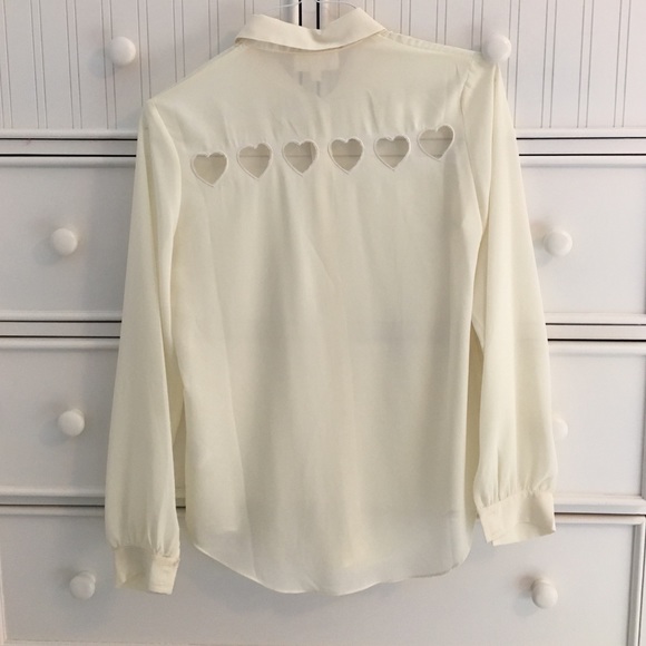 L'atiste Tops - Cream, button up blouse