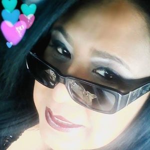 Meet your Posher, Rosalie