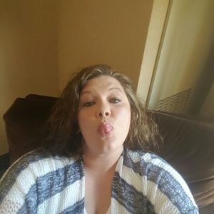 Meet your Posher, Nikki