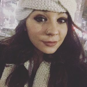 Meet your Posher, Alexandria