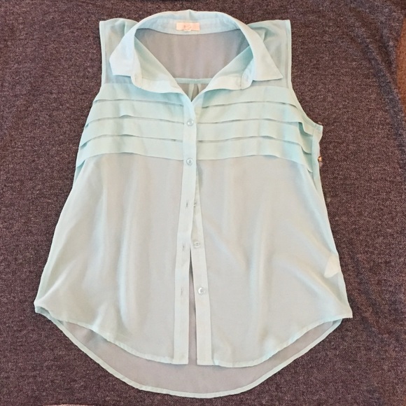 Sleeveless sheer mint top