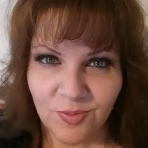 Meet your Posher, Elena