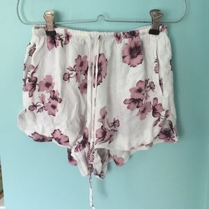 Brandy Melville Eve Shorts