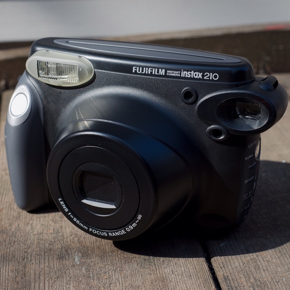 Fujifilm INSTAX 210 instant photo camera