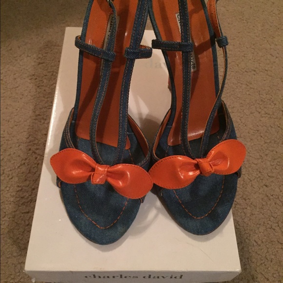 Sandals - Picture 2 of 2