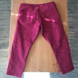 Lulu lemon Capri stretch pants size 10