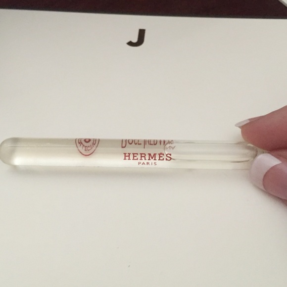 Hermes Rose Ikebana sample *unopened*