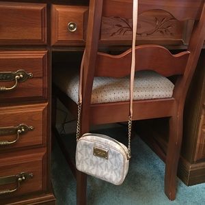 Michael Kors crossbody
