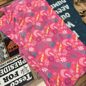 Lularoe Pink OS leggings (very HArry potter-esque)