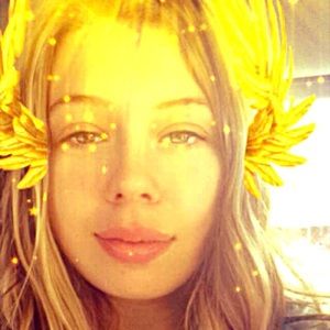 Meet your Posher, Whitney