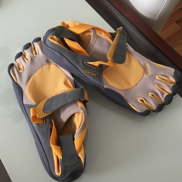 Vibram 5 Five Finger shoes