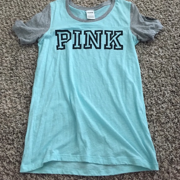 VS pink tee
