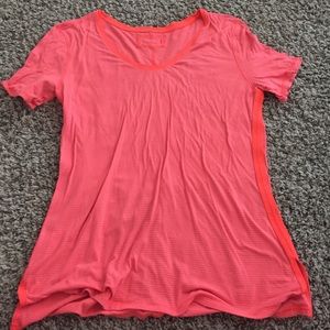 Lululemon Tee