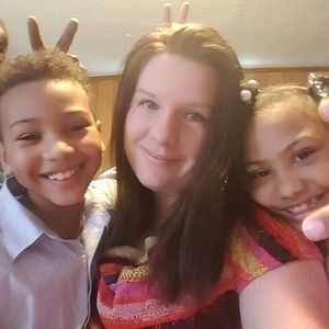 Meet your Posher, Leslie