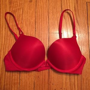 Victoria's Secret Plunge Bra