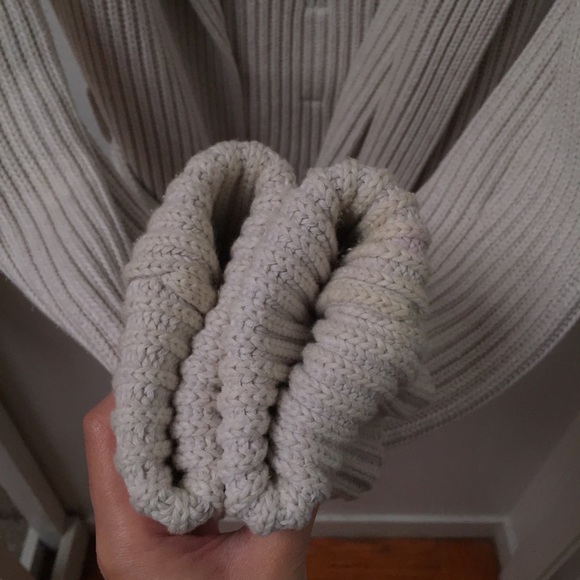 Cream Cardigan - Picture 4 of 4