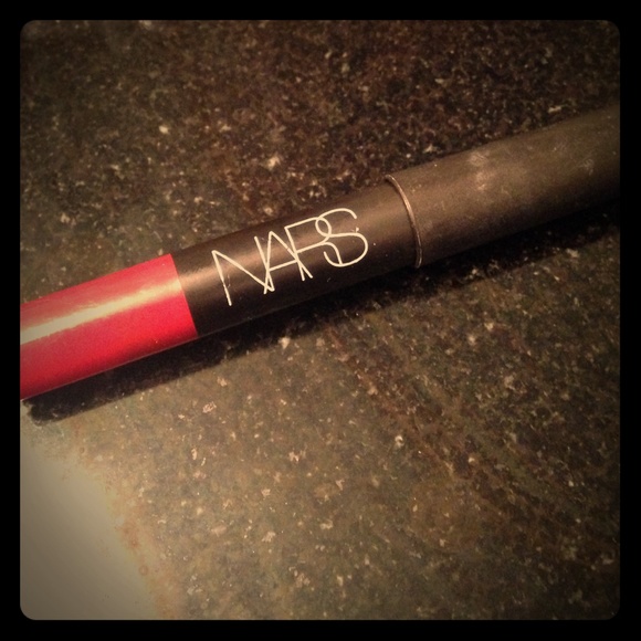 NARS velvet matte lip pencil