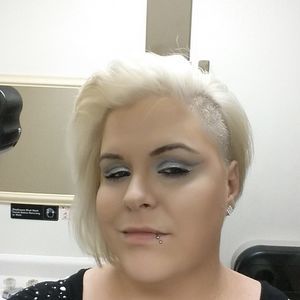 Meet your Posher, Hailey