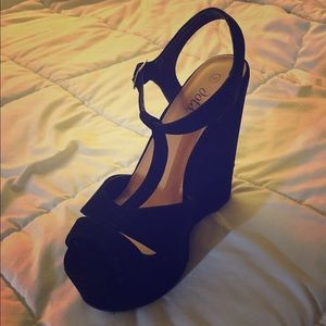 Size 9 black velour high heel wedges