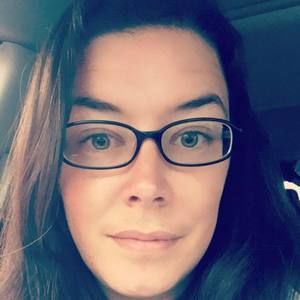 Meet your Posher, Jenn