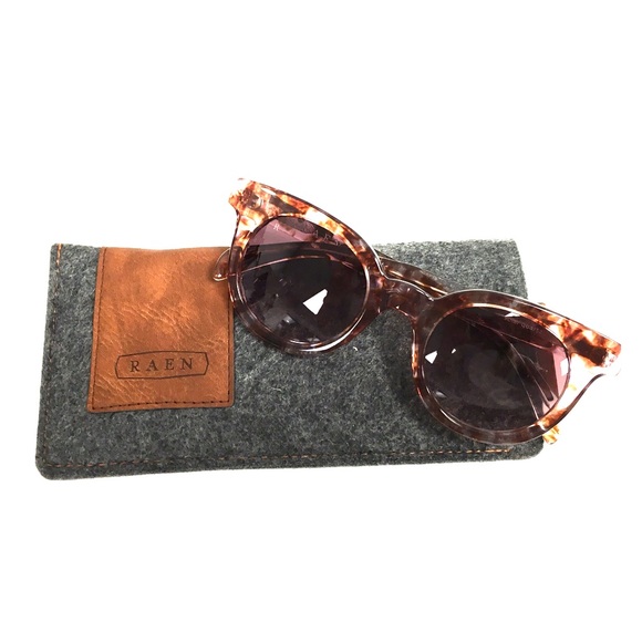 RAEN Solar Quartz Sunglasses - Rose Gradient - Picture 1 of 4