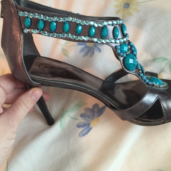 Nwot never worn Carols Santana Pumps - Picture 2 of 3