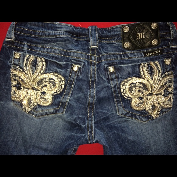 Fleur De Lis Miss Me Jeans