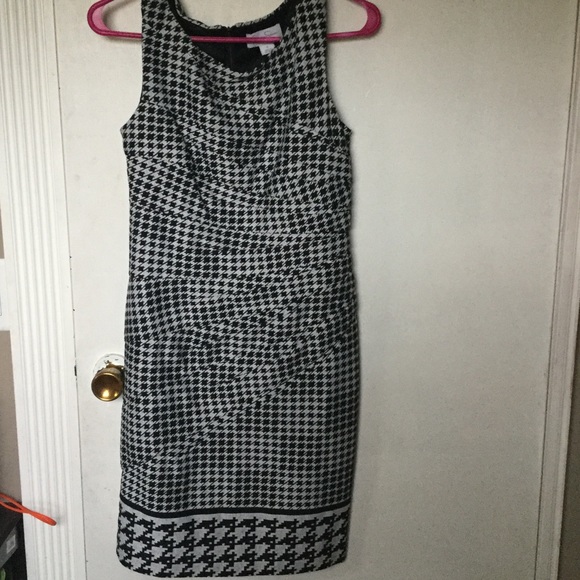 Jessica Simpson dress size 6
