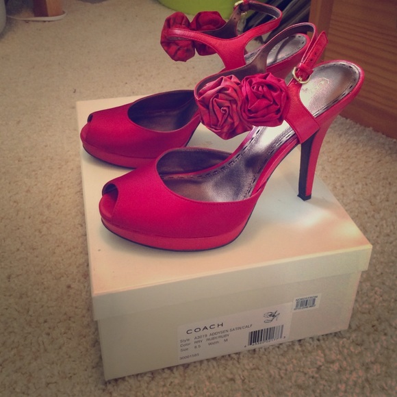 Coach peep toe with Rose detail