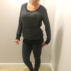 Hurley sweater
