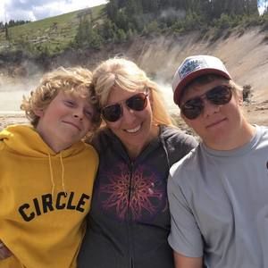 Meet your Posher, Kelly