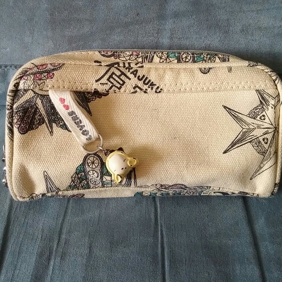 Harajuku Lovers Medallion Makeup Bag